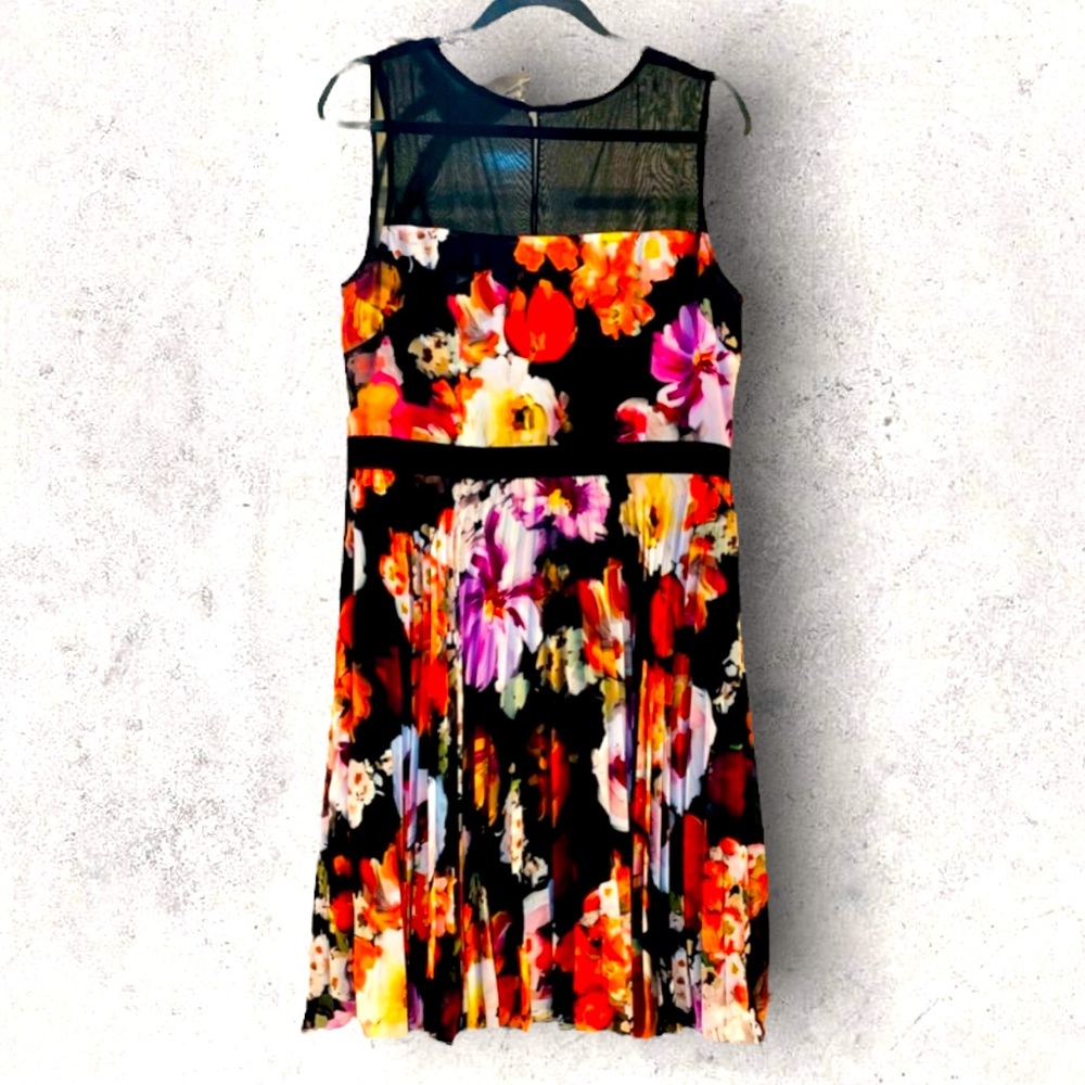 Maggy London Black Floral Sleeveless Pleated Dress Sz. 14